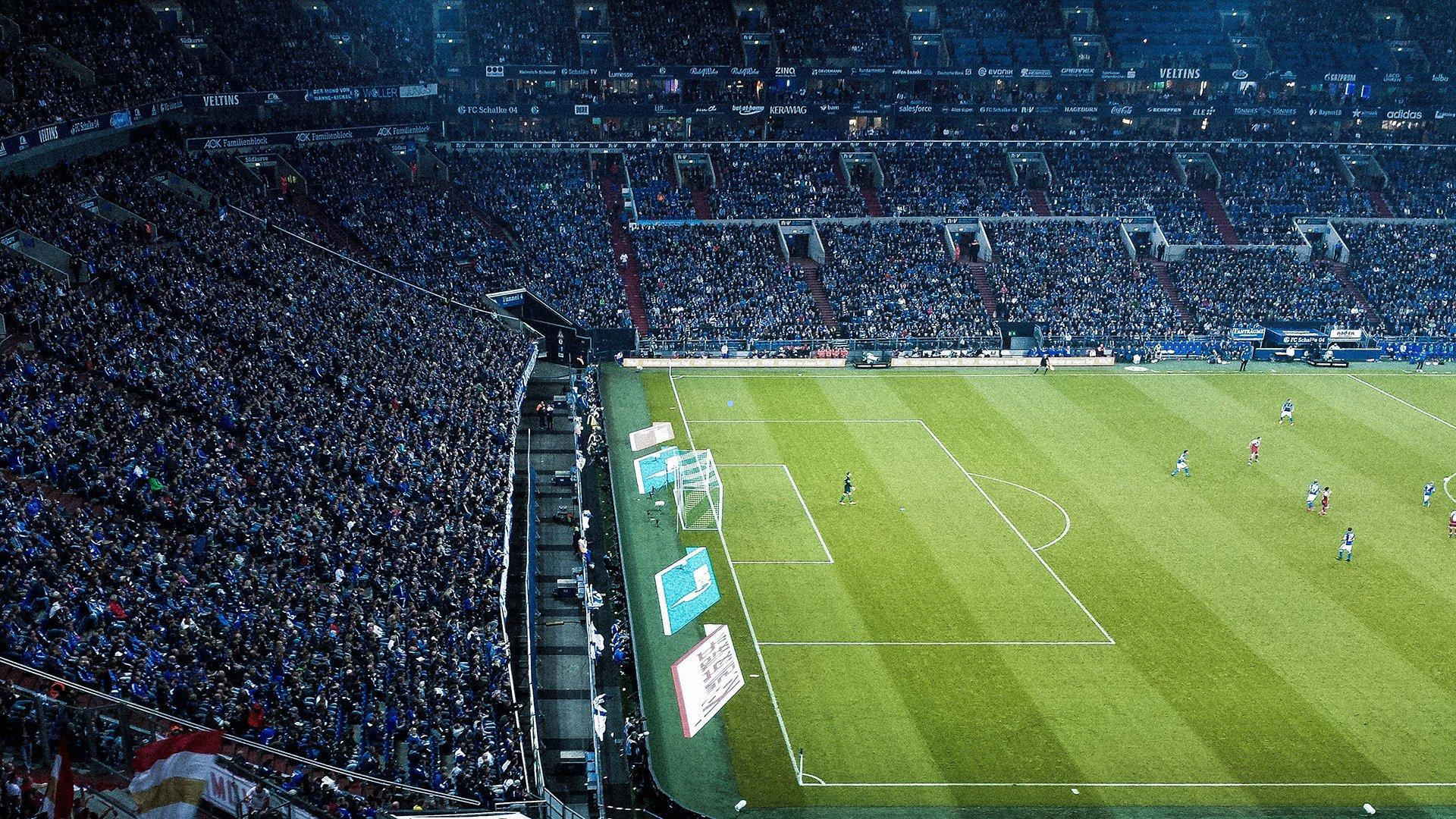 绿茵场半场鏖兵未分高下 美因茨与圣保利互交白卷暂平