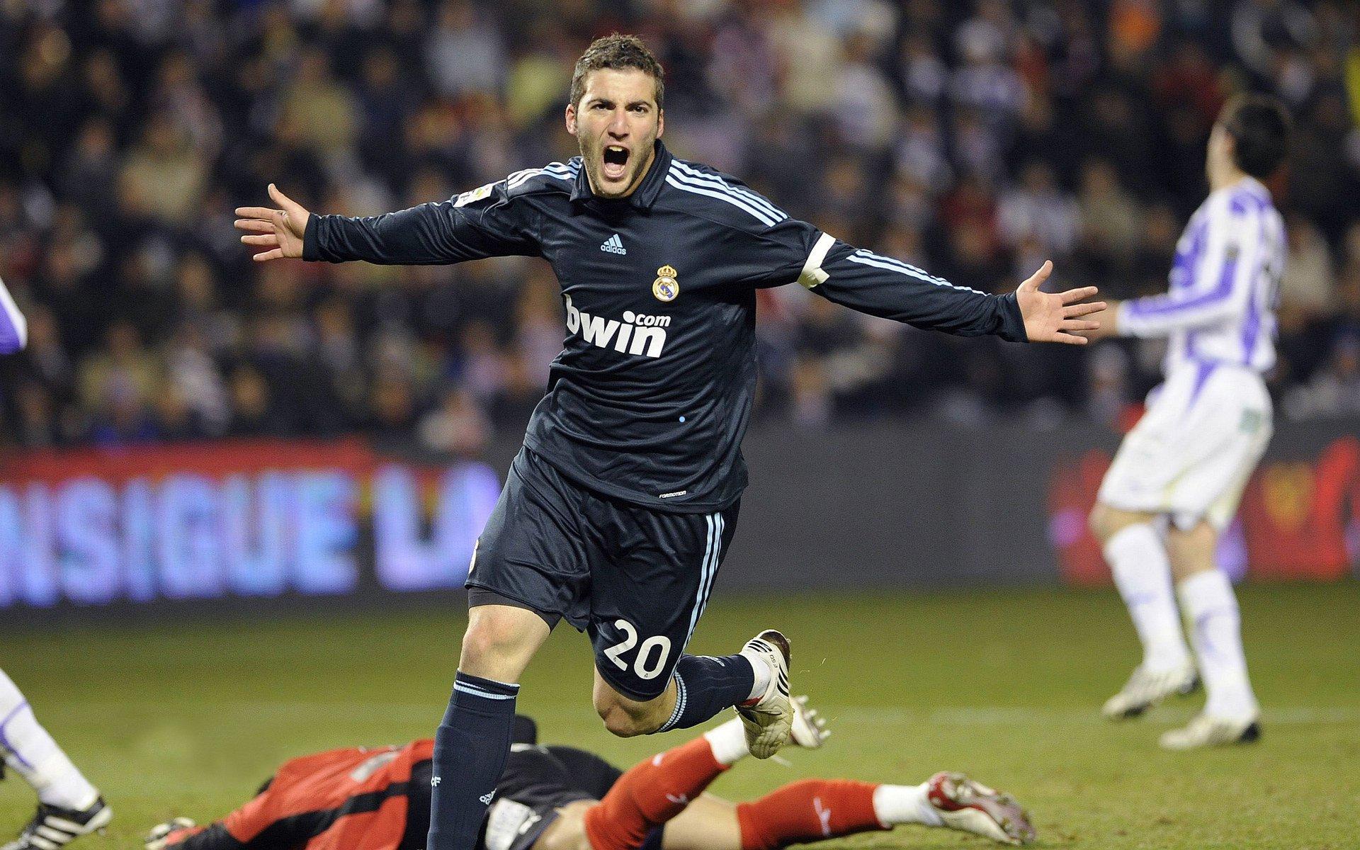 AYX SPORTS-卡纳瓦罗专访，摩洛哥或成本届世界杯最大黑马，后卫金球之路愈发艰难